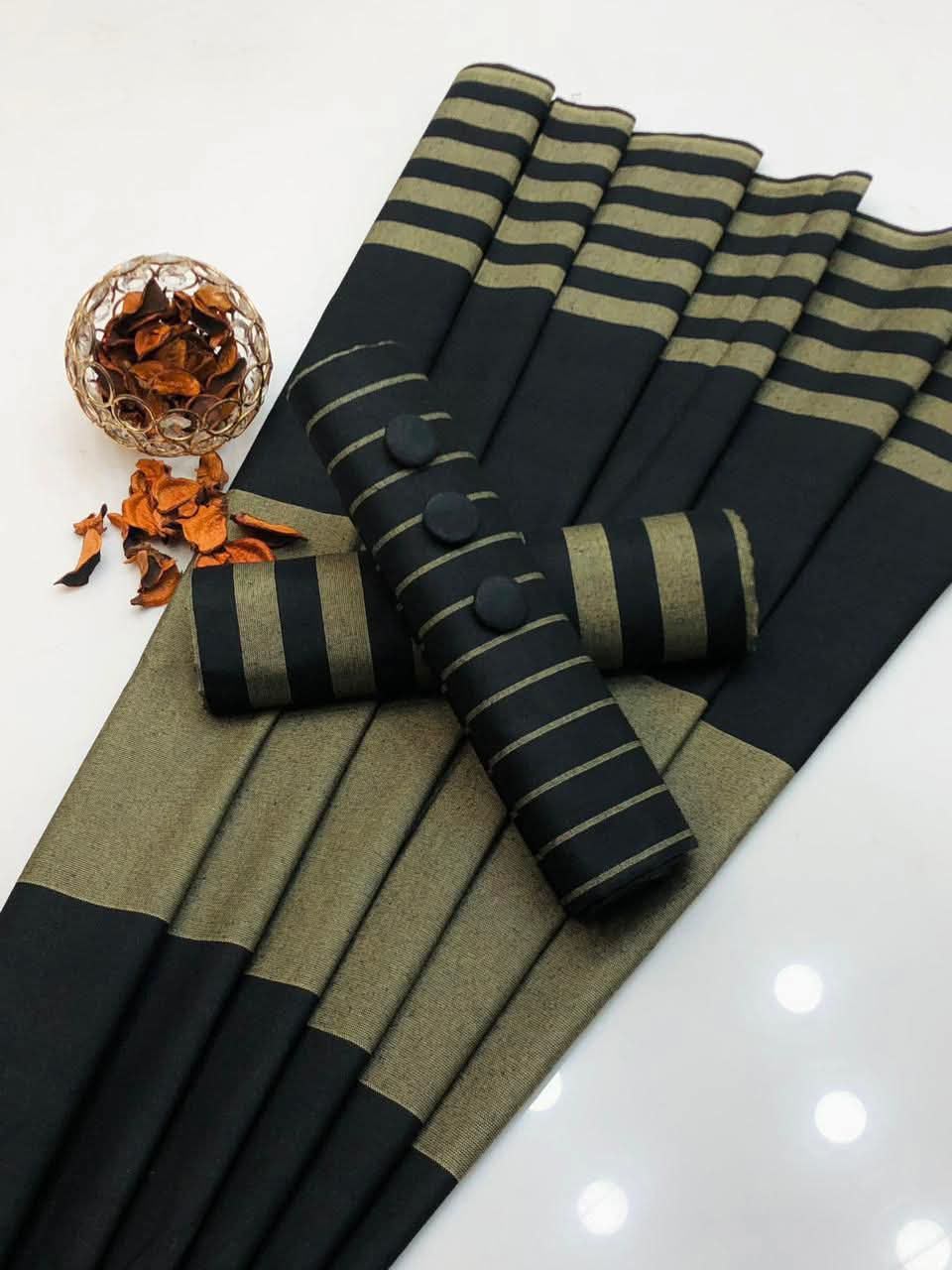 Khaadi Sussi 3 Piece Unstitched Suit with Velvet Strap Dupatta, Winter Collection ART-06 - Image 4